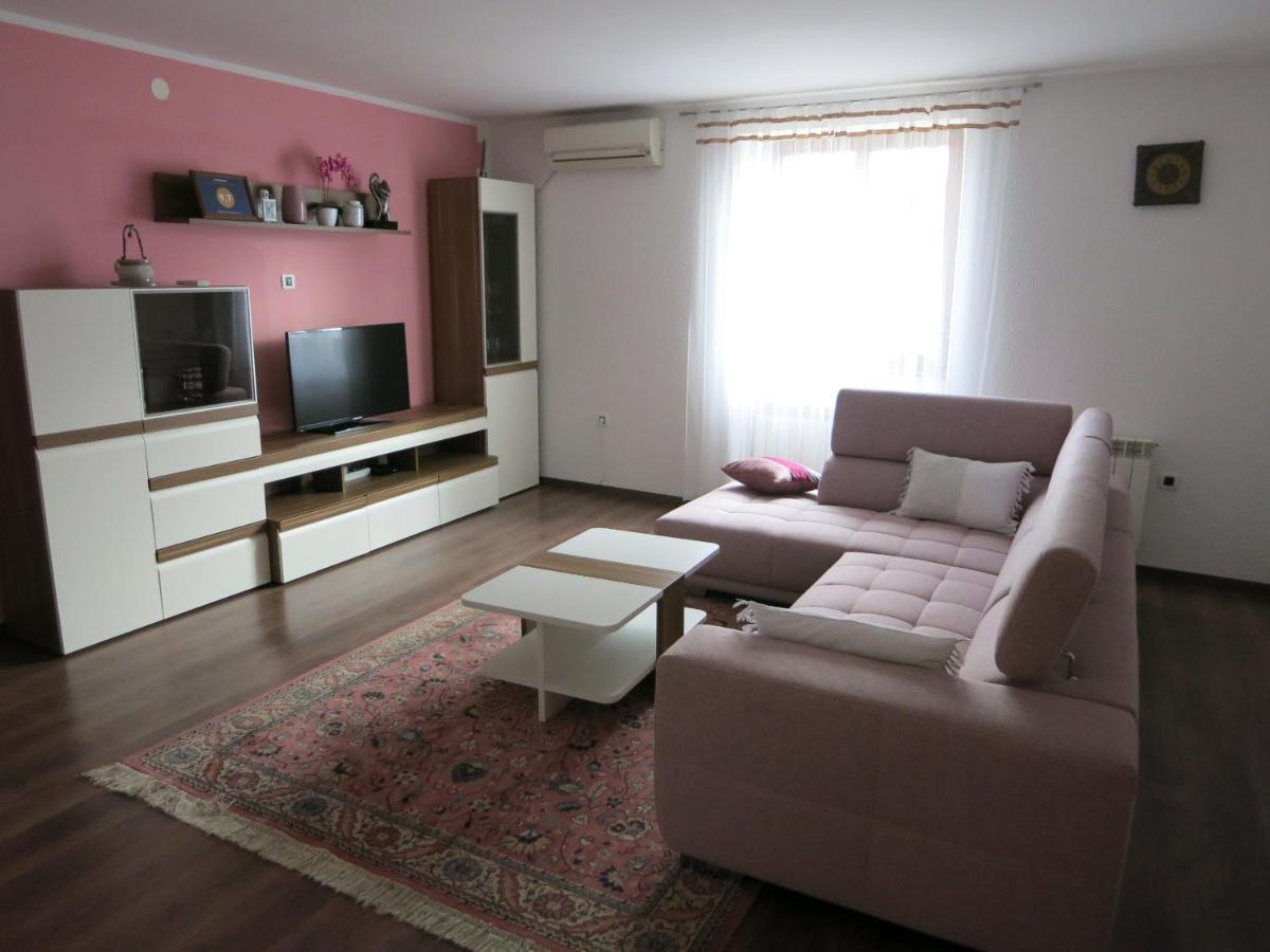 Apartma Kapitanovse Ajdovščina Eksteriør bilde